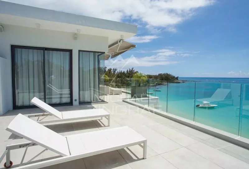 Ile Maurice - Pieds dans l'eau- Villa contemporaine d'exception