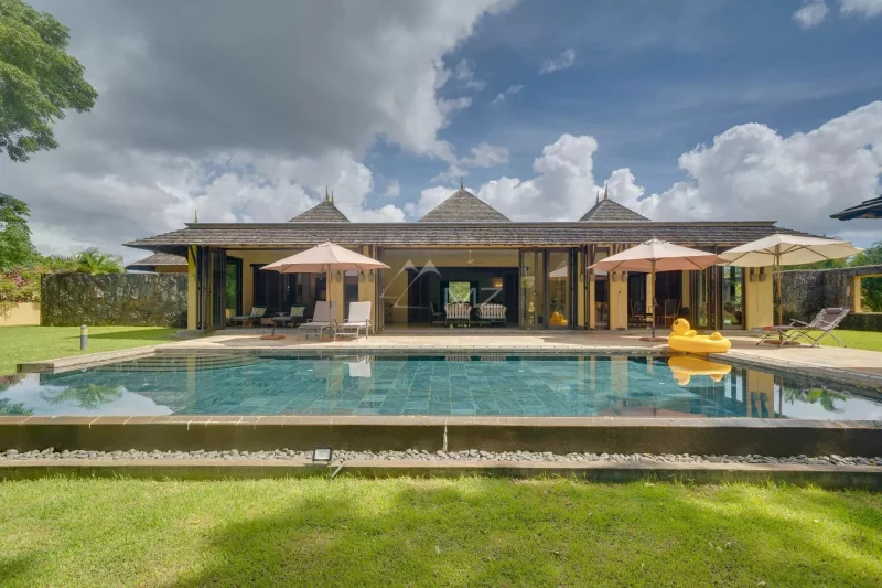 TAMARIN: Exceptional Tropical Villa within Tamarina Golf Estate & Beach Club