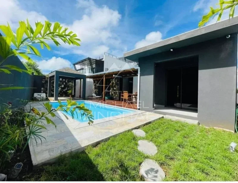 3-Bedroom Villa in Pereybere