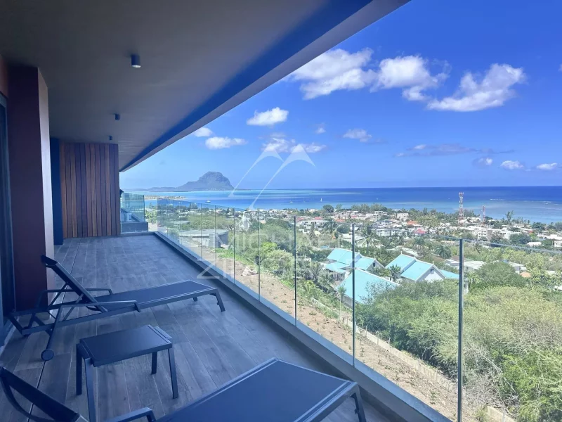 BLACK RIVER: Sea view Apartment 3 bedrooms