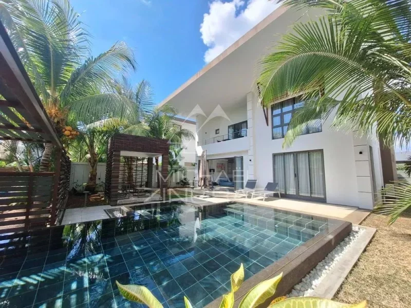 Elegant Contemporary Villa with Private Pool – Grand Baie