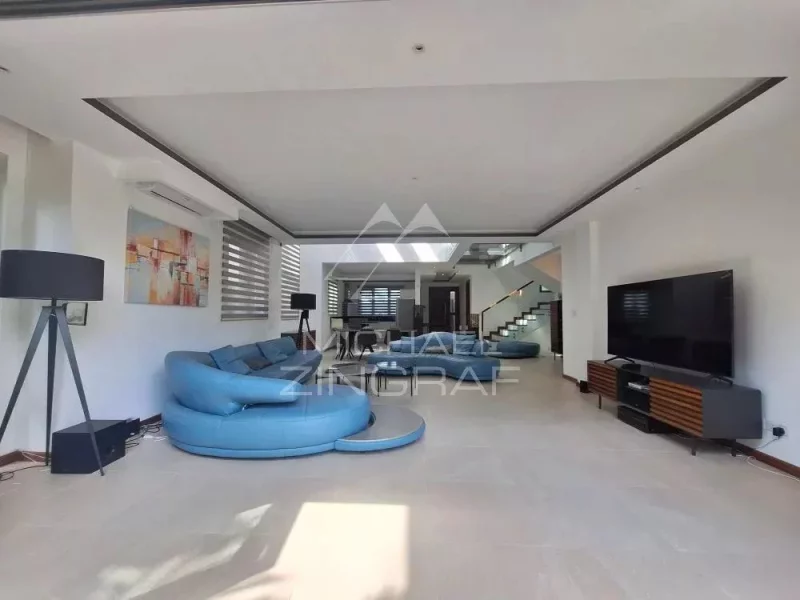 Elegant Contemporary Villa with Private Pool – Grand Baie