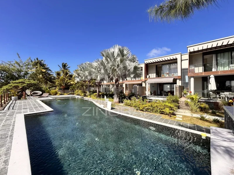 Duplex pieds dans l'eau à Cap Malheureux