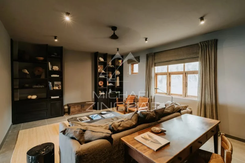 Villa in the south of the island LE CAMPEMENT