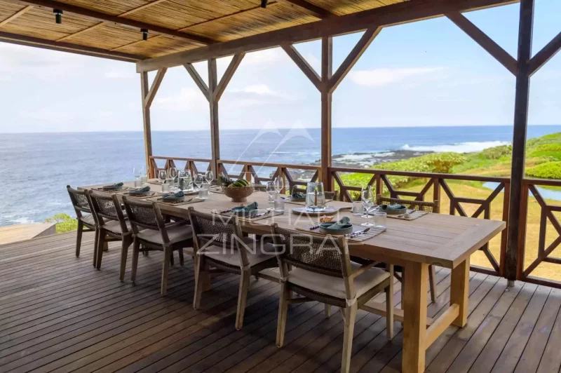 Villa in the south of the island LE CAMPEMENT