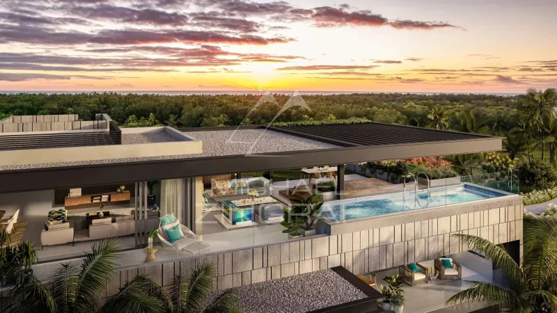 3 bedrooms Penthouse in the Heart of a Golf Estate