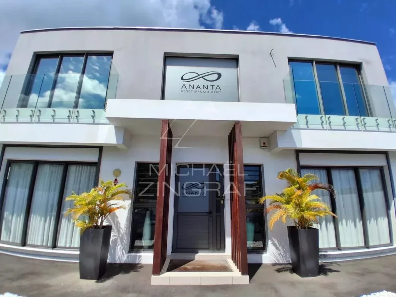 BUREAUX POINTE AUX CANONNIERS