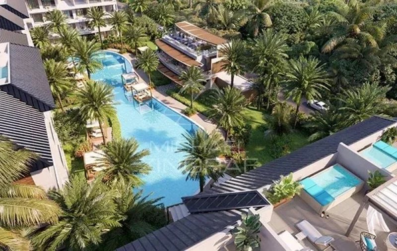 Resort Living Just Minutes from Pereybere Beach