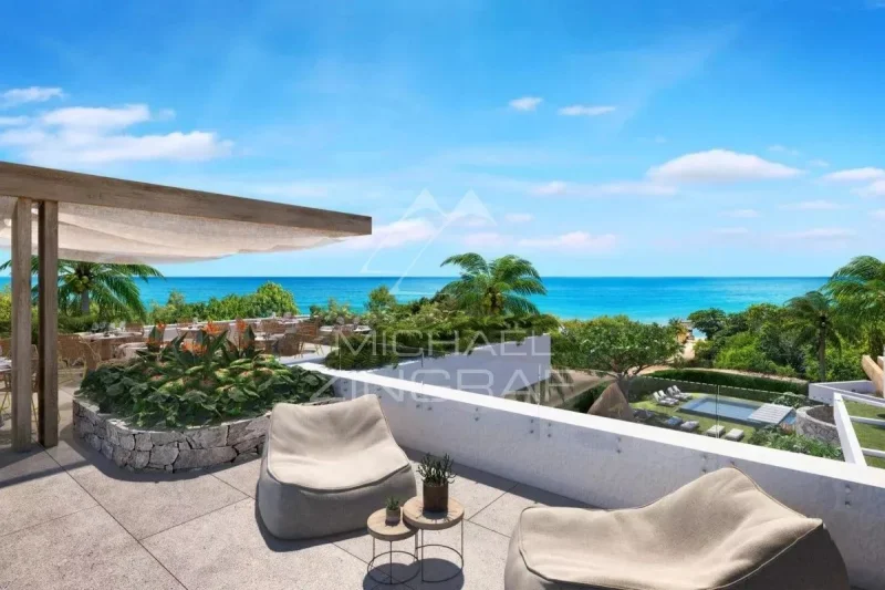 Luxuriöses Penthouse mit 4 Schlafzimmern in Balaclava – Panoramablick auf Golfplatz und Meer