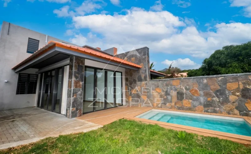 Duplex contemporain de 3 chambres à Rivière Noire