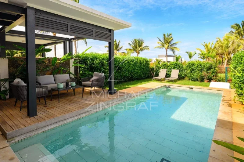 Île Maurice – Élégant Duplex de 3 Chambres avec Piscine Privée à Azuri Ocean & Golf Village