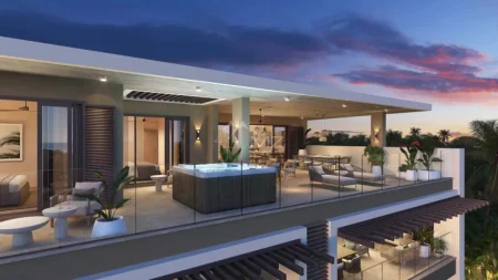 Penthouse 4 chambres dans une résidence en bord de mer